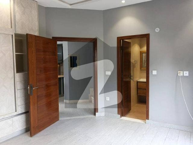 Well Built And Modern House With Quality Finishing