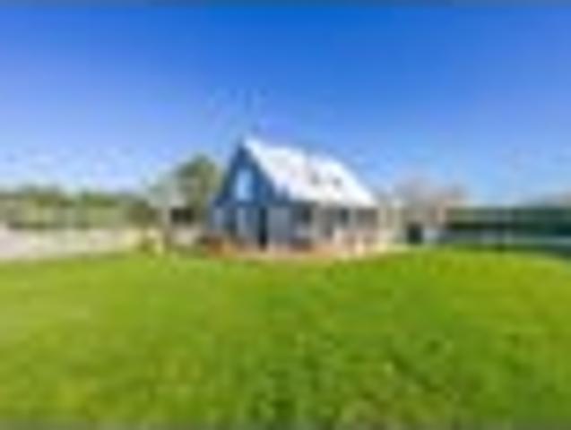 Well established lifestyle in premium location