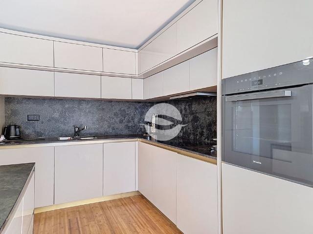 Condominium apartment with 4.5 rooms for rent in Montreux 125 m²