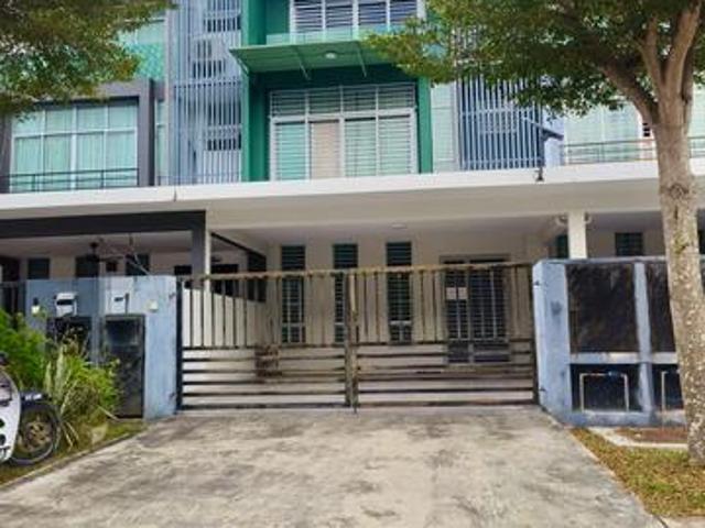 Well Kept 3Storey Terrace Home for Rent Bangi Avenue MoveIn Ready
