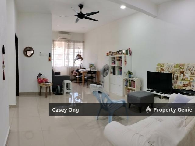 [Well Kept] Bukit Rimau Townhouse