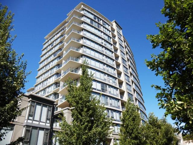 Well kept hi rise at “Flo” 2 bedrooms + 2 parkings