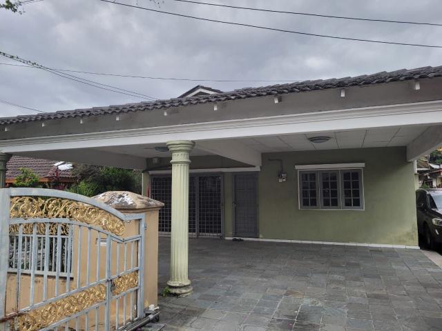 Well Kept Single Storey Bungalow House Taman Enggang, Taman Keramat KL