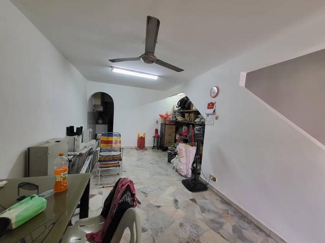 Well kept Sri Petaling Double Storey Terrance House for sale