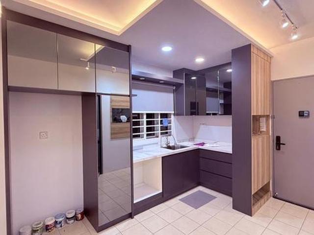 Well Kept Renovated Partially Furnished with Parking Nearby MRT