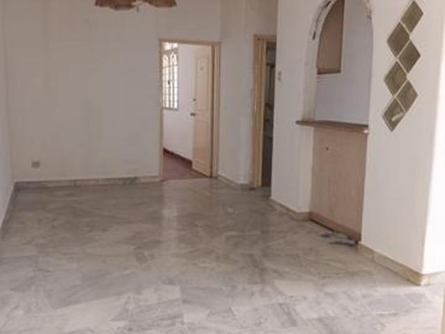 Well Kept Tight Security Goodyear Court 6 Subang Jaya For Sale