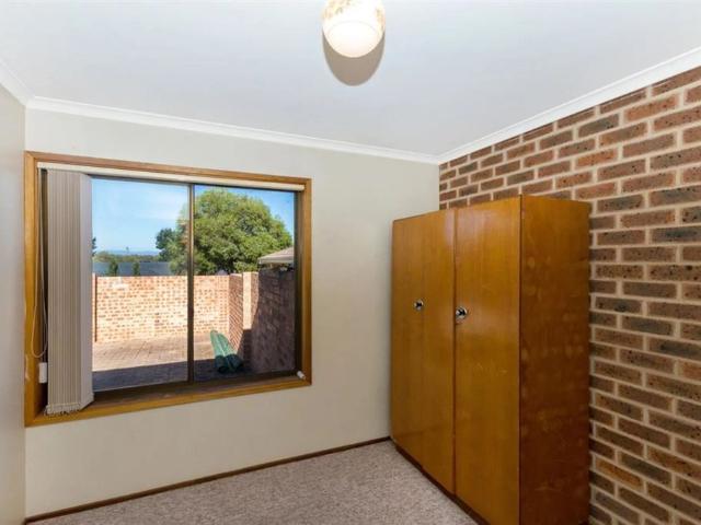 Well located 2 bedroom townhouse