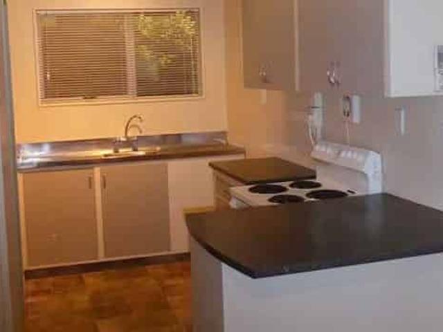 Well Located 2 Bedroom Townhouse with Courtyard