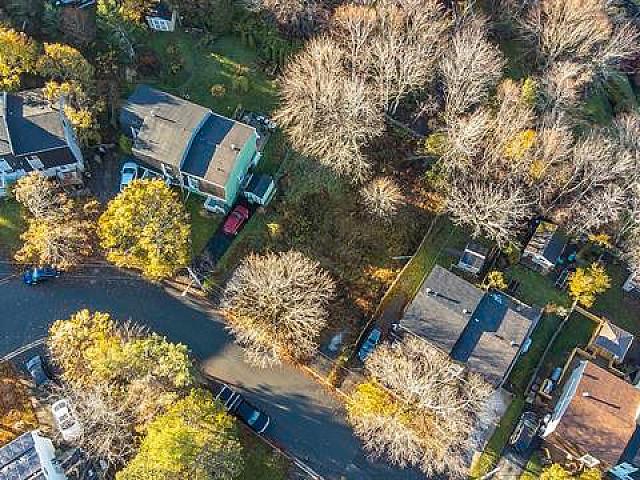 Well located Building Lot In Dartmouth