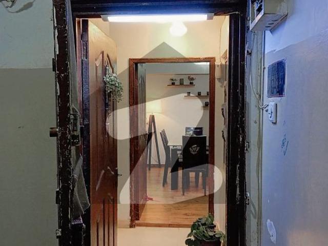 Well Planned 3 Bed DD Ground Floor Flat With Attached Bathrooms For Rent Gulshan e Iqbal Block 1