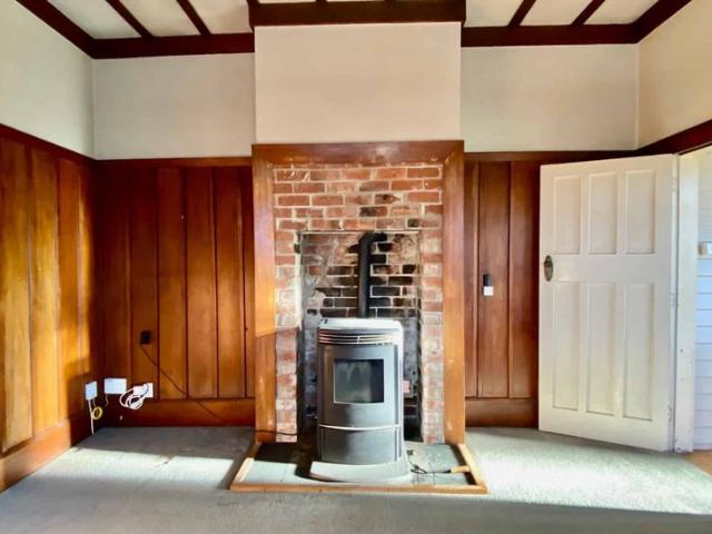 Well Presented 2 Bedroom Home in a Convenient Location