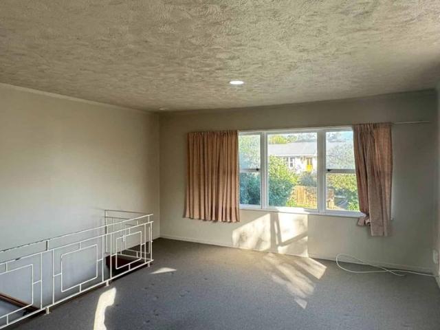 Well presented two bedroom brick house
