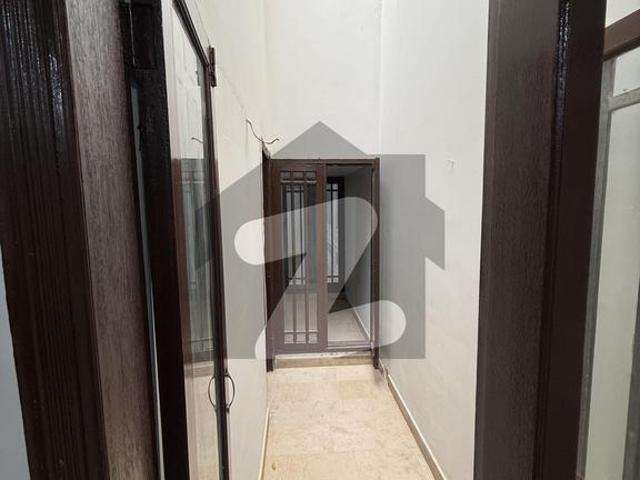 Well Renovated 240 Yards Single Storey One Unit Leased Bungalow In Block 3 Gulistan E Jauhar Opposite Sadequain And Near To Main 100 Feet Road. Gulistan e Jauhar