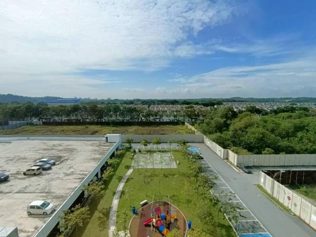 Well Renovated 3 Room Good Condition For Sale Cendana Apartment