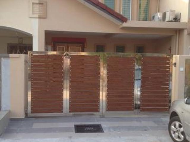 Well renovated Taman Mutiara Kemuning Double Storey House for Sale