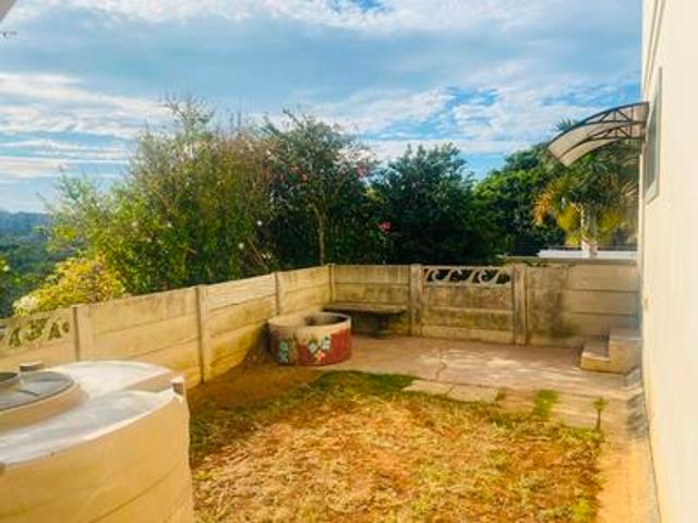 well sized 2.5 bedroom garden apartm.