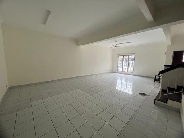 WellKept 2Storey House for Sale Taman Mutiara Subang