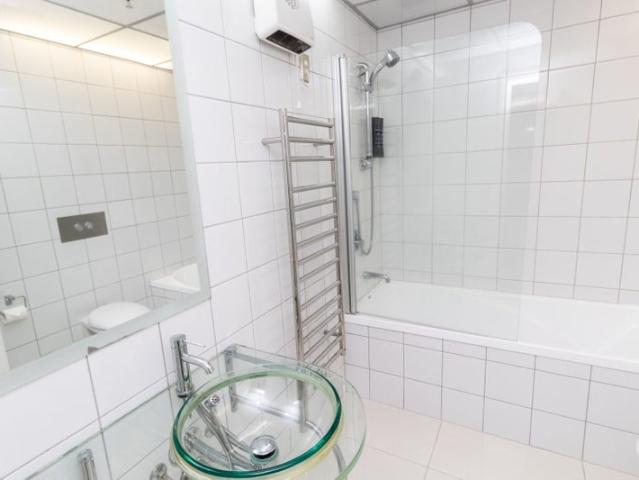 wellington central, 1 bedroom