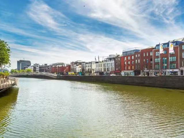 Wellington Quay, Dublin 2 is for rent