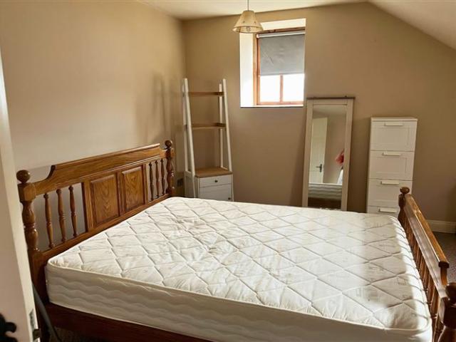 Wells, Gorey, Co. Wexford, Y25 W6AO
