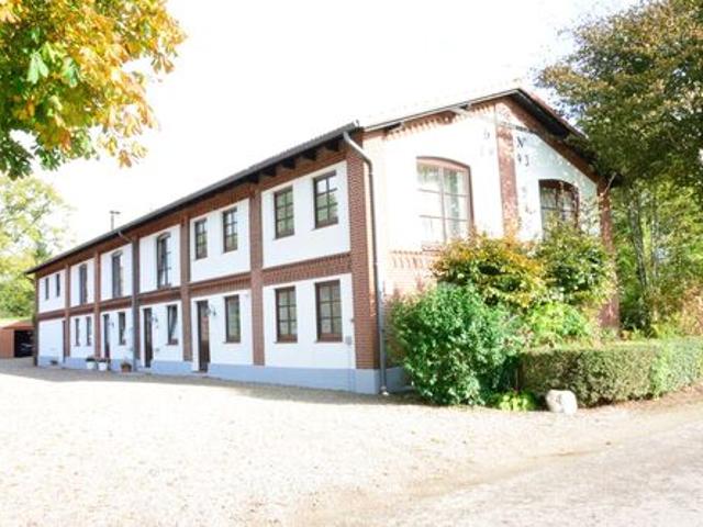 Wer hat Lust auf Natur Entspannung? Wunderschöne EG Wohnung in Satrup