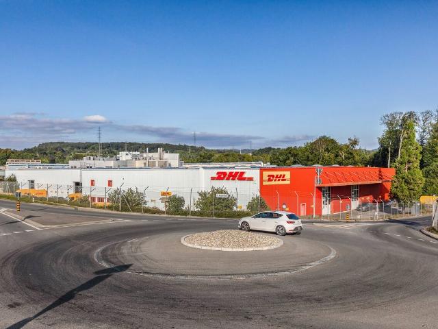 Werkstatt 420 m² im Erdgeschoss – Ecktür – Nahe an allem