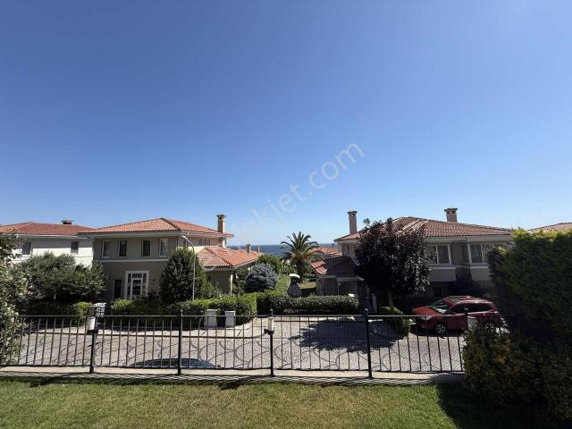 West Marina Eston Deniz Yakamozda Denize Nazır 3+1 Dublex Villa