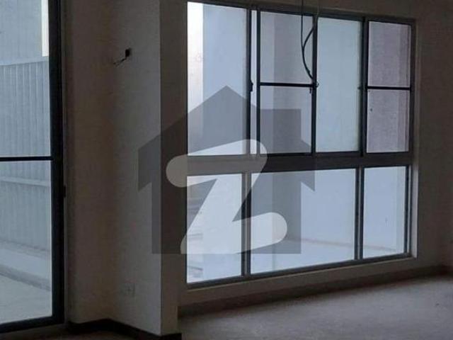 West Open 3 Bed Drawing Tv Lounge 2400sqft Lucky One Apartment