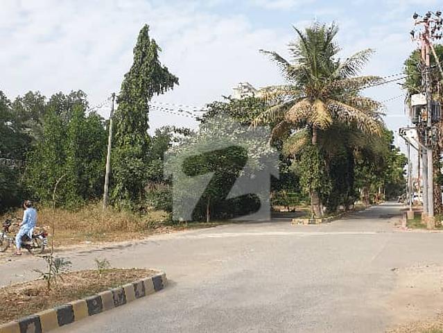 West open 762 sq yard plot for sale