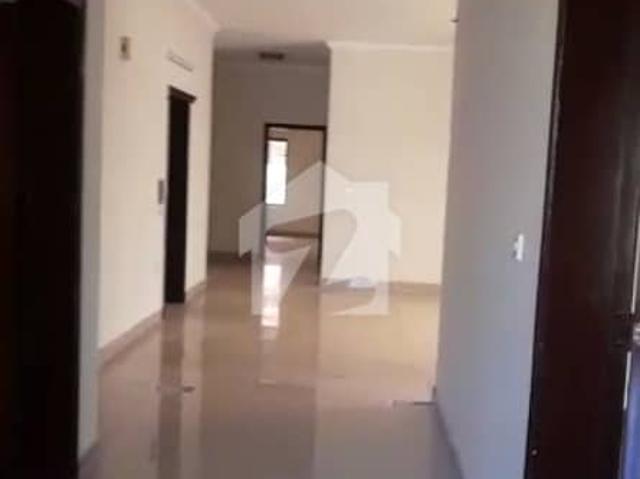 West Open Corner, Well Maintained 500 Sq Yds Bungalow Available For Sale In Falcon Complex New Malir Karachi