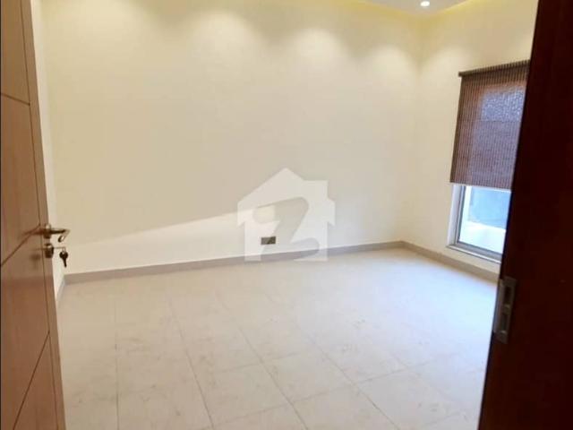 West Open Corner With 300 Yards Side Garden Exclusive Iqbal Villa 152 Yards Chance Deal