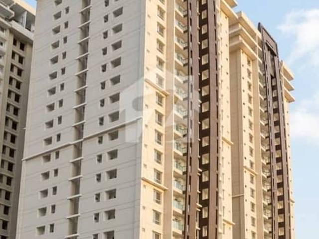 West Open apartment at AA residencia For Sale