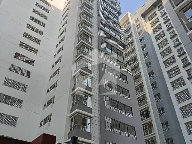 West Open Apartment At Court Twin Tower For Sale