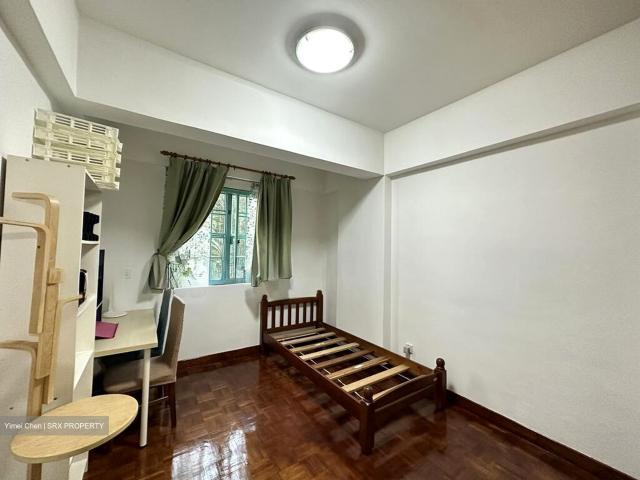 West Bay Condominium D5, Condominium