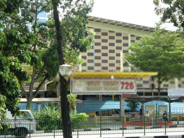 West Bay Condominium D5, Condominium