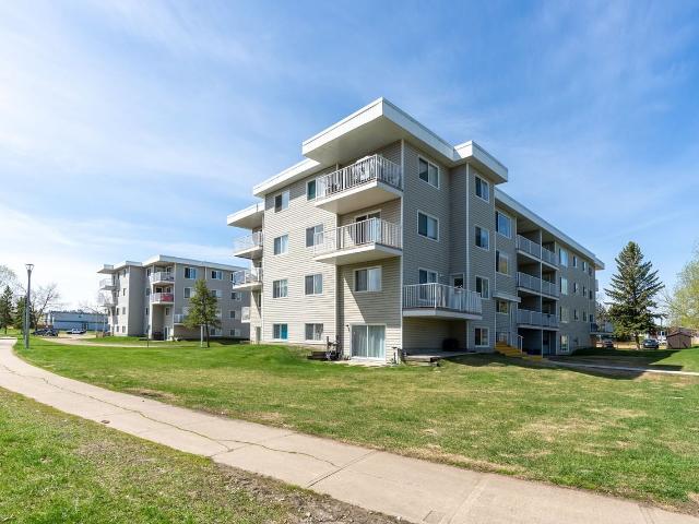 West Edmonton Court 3 Bedroom Apartment for Rent at 8905 184 St Nw, Edmonton, AB T5T 1T8 Belmead