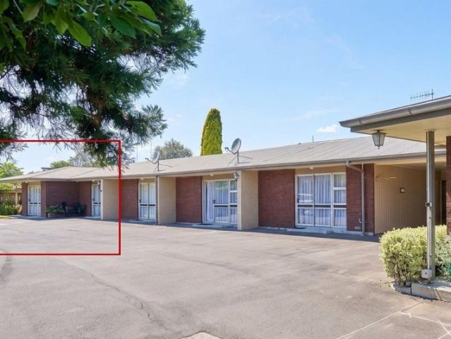 West End, 1 bedroom