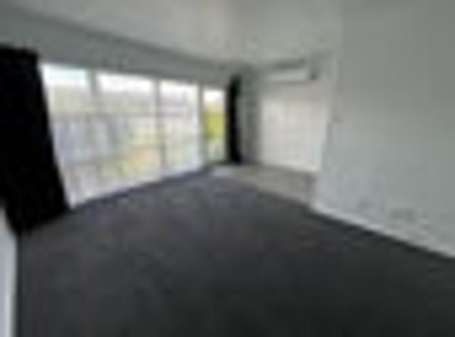 West End, 1 bedroom, $440 pw