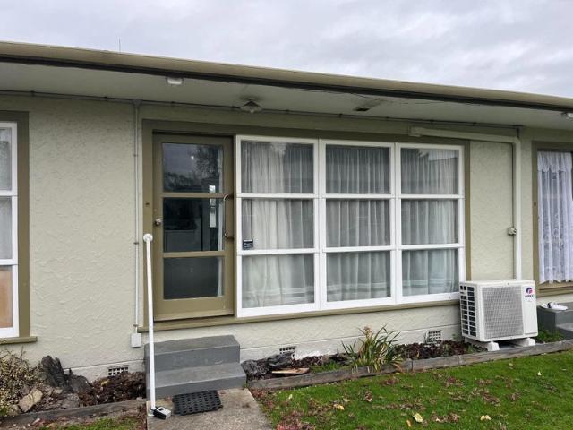 West End, 1 bedroom