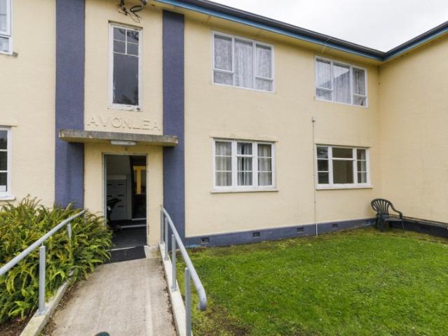 west end, 2 bedrooms