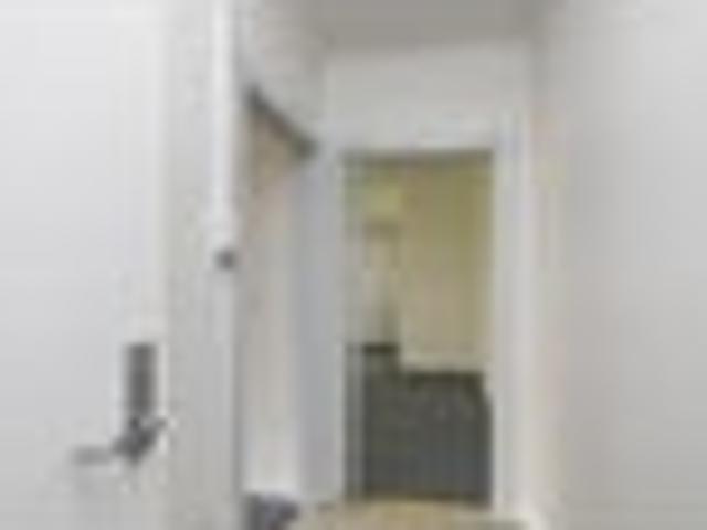 West End, 2 bedrooms, $400 pw