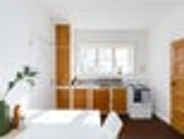 West End, 3 bedrooms, $580 pw