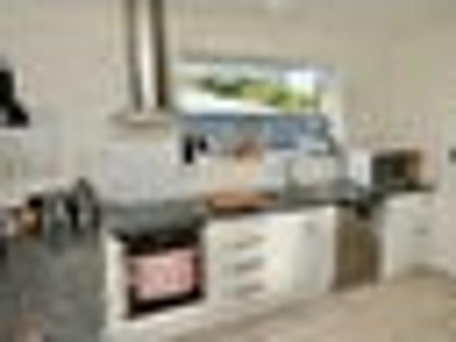 West End, 3 bedrooms, $620 pw