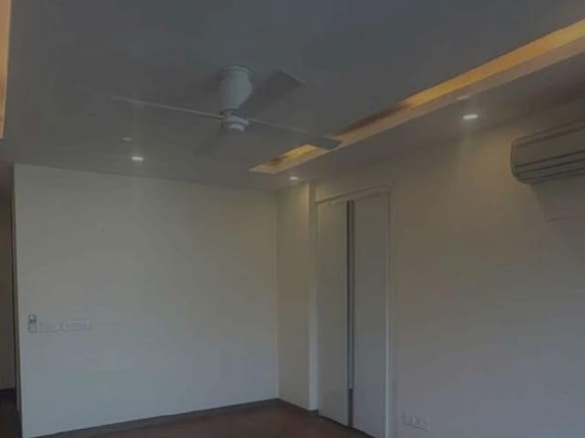 West End Colony, Moti Bagh 4 Bedroom 500 Sq. Yd. Builder Floor in West End Colony Delhi Listing ID: #10390