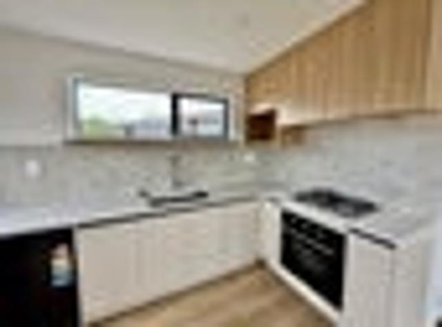 West Harbour, 3 bedrooms, $730 pw