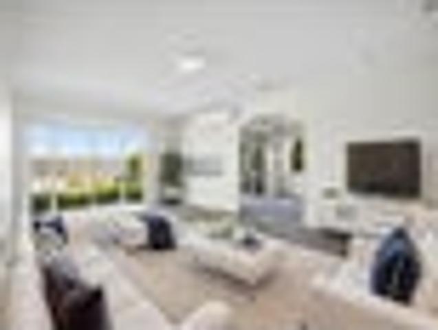 West Harbour, 3 bedrooms, $730 pw