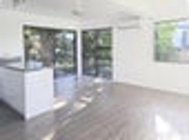 West Harbour, 2 bedrooms, $530 pw