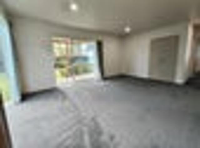 West Harbour, 2 bedrooms, $600 pw