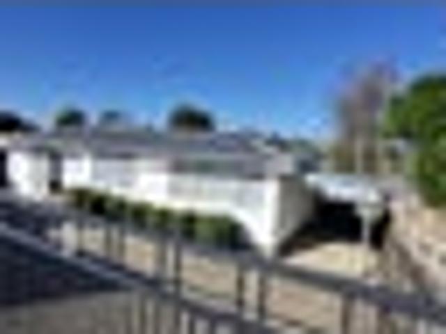 West Harbour, 4 bedrooms, $750 pw