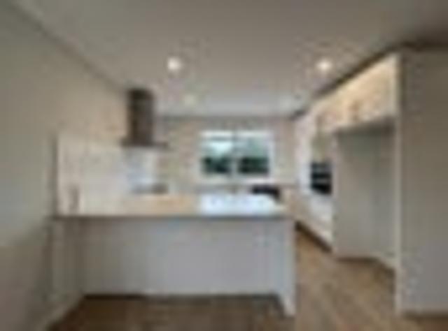 West Harbour, 4 bedrooms, $850 pw